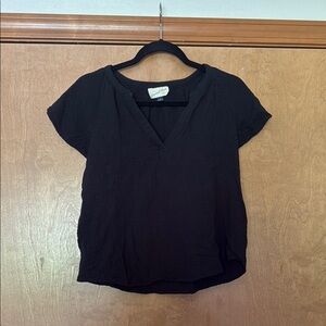Universal Thread Black Blouse